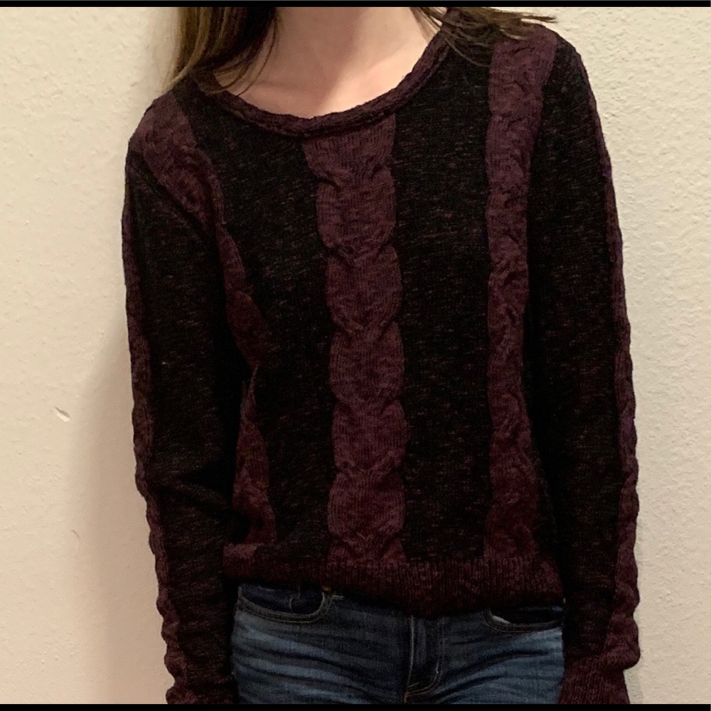 Kendall & Kylie sweater